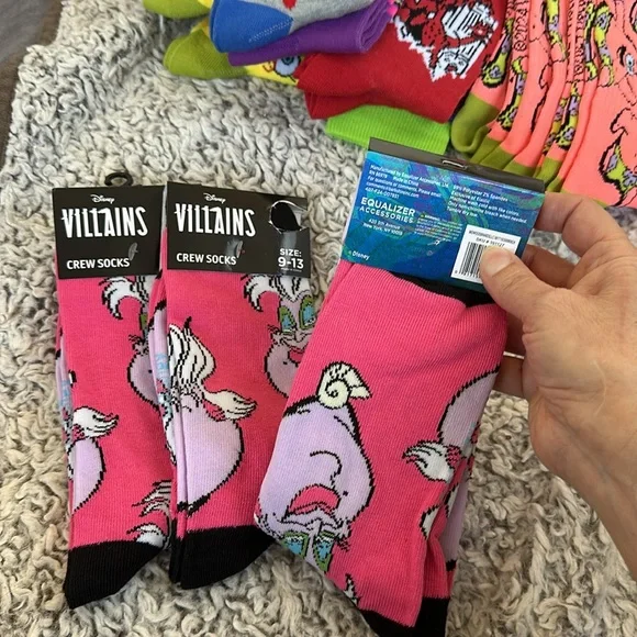 Ursula villain, Disney socks, adults - Picture 2 of 2